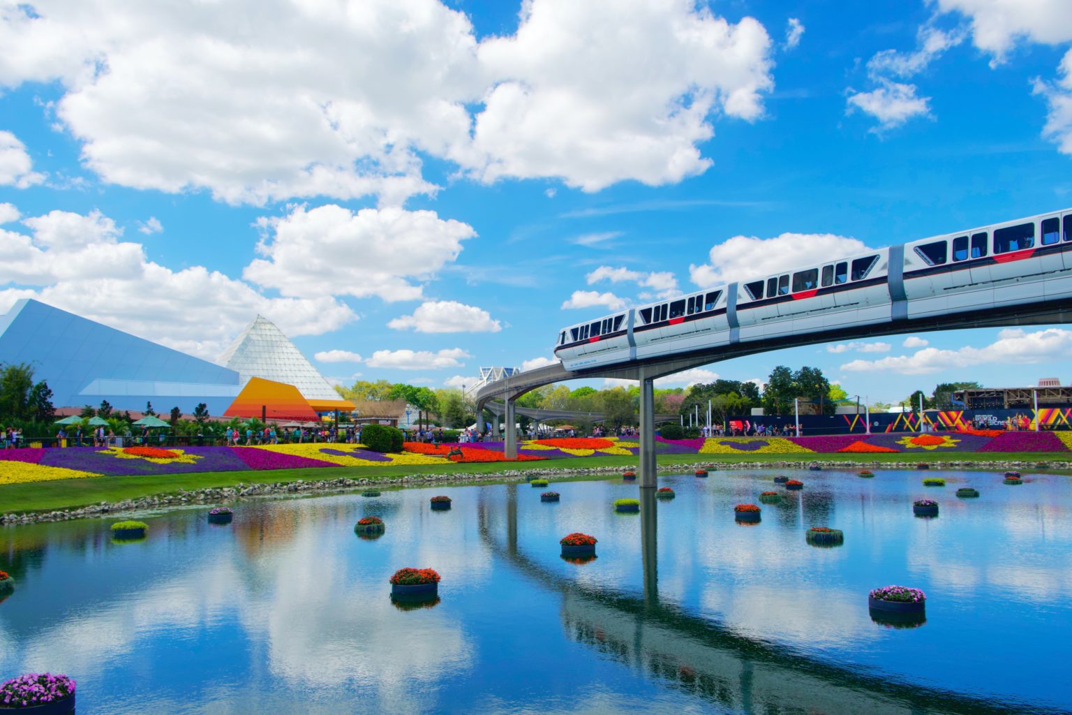 monorail at Disney World